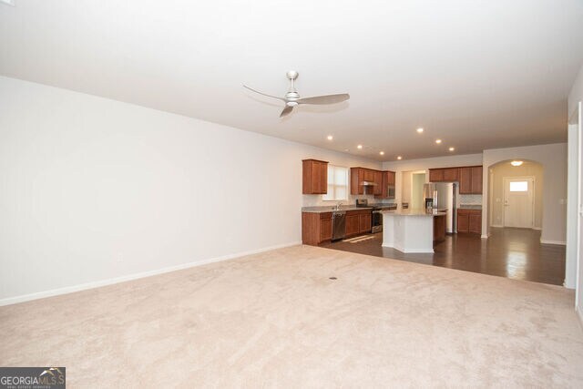 Building Photo - 147 Soundview Trce
