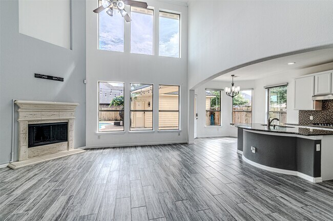 Building Photo - 6219 St Rosalia Dr