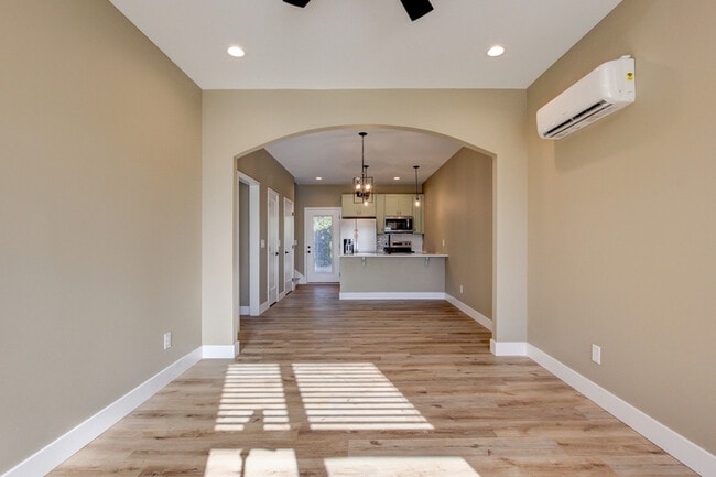 Building Photo - 102 Rosenwald St