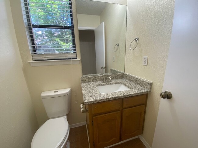 Building Photo - 12307 Deer Falls Dr
