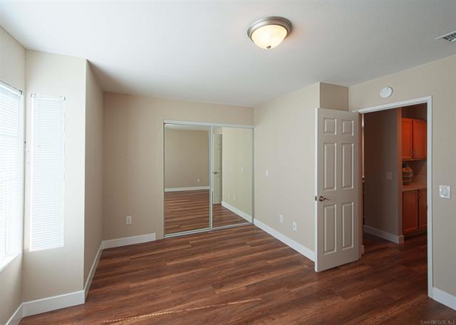 Building Photo - 4829 Bella Pacific Row