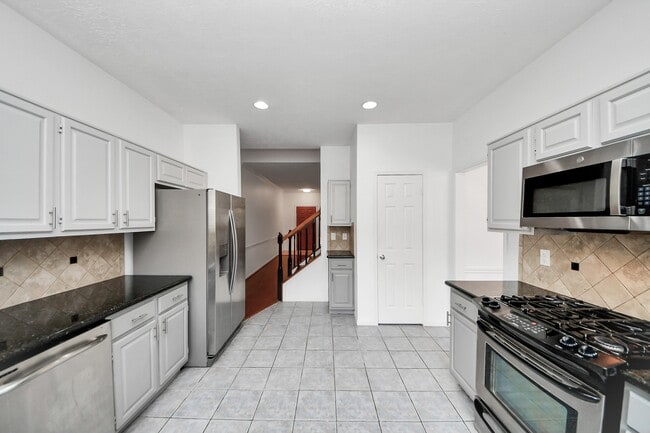 Building Photo - 2204 Gemini St