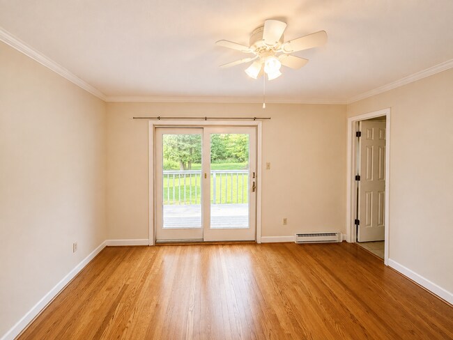 Building Photo - 3562 Durham St Ext