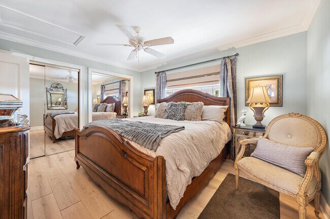 Building Photo - 400 Wilma Cir