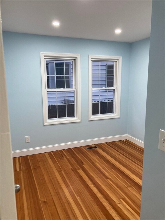 Building Photo - 64 Samoset Ave