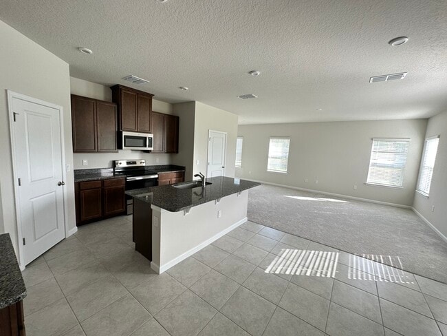 Building Photo - 378 Siesta Vista Ct