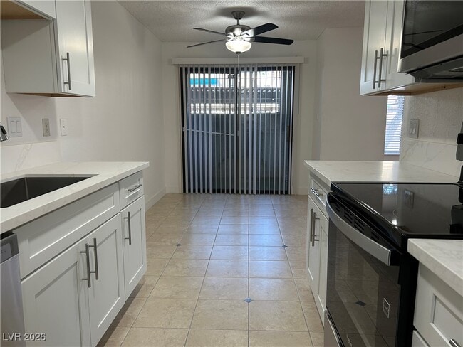 Building Photo - 4361 Gannet Cir