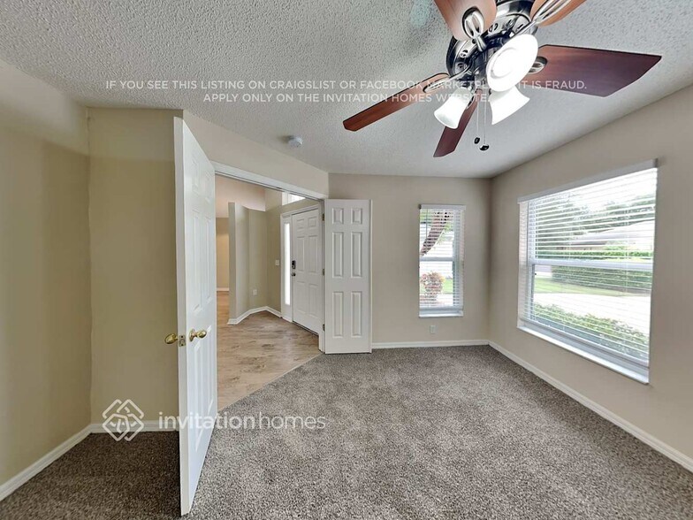 Building Photo - 12709 Tall Pines Way