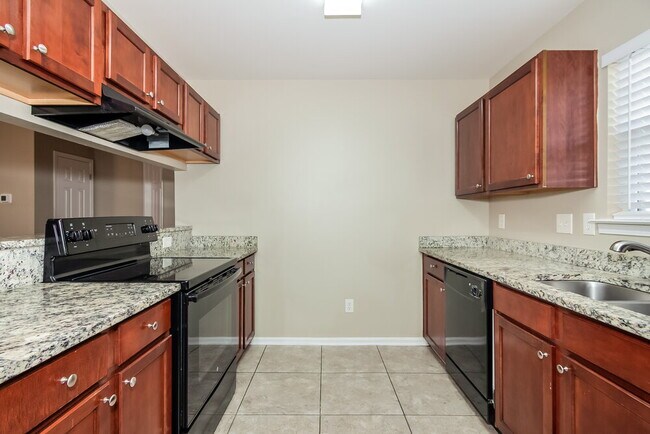 Building Photo - 3836 Bullard St