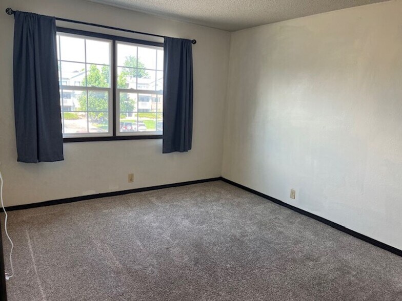 Building Photo - 805 29th St