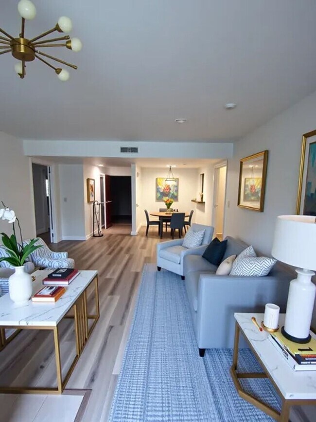 Building Photo - Spacious 2 Bedroom, 2 Bathroom, Canoga Park Condominium for Lease!