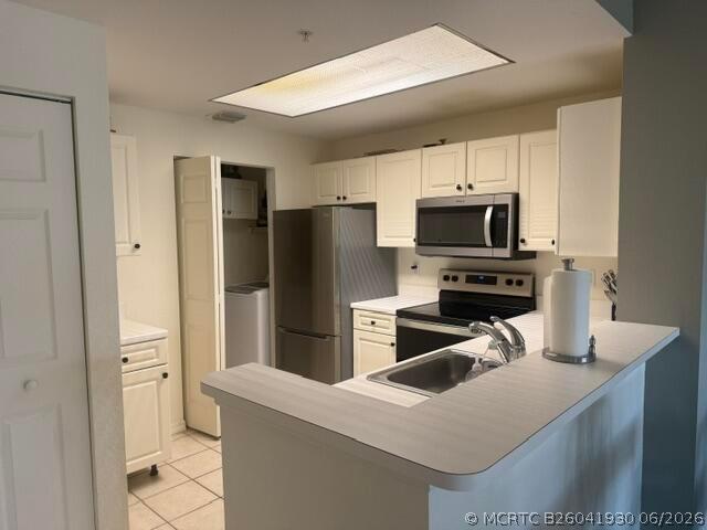 Building Photo - 2804 Sarento Pl