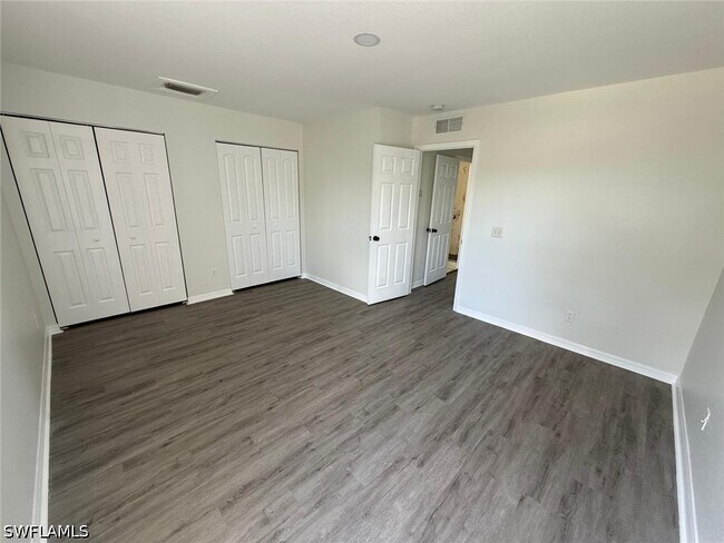 Building Photo - 5248 Confederate Dr