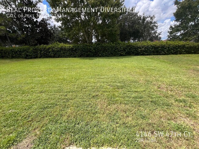 Building Photo - 4146 SW 47th Ct