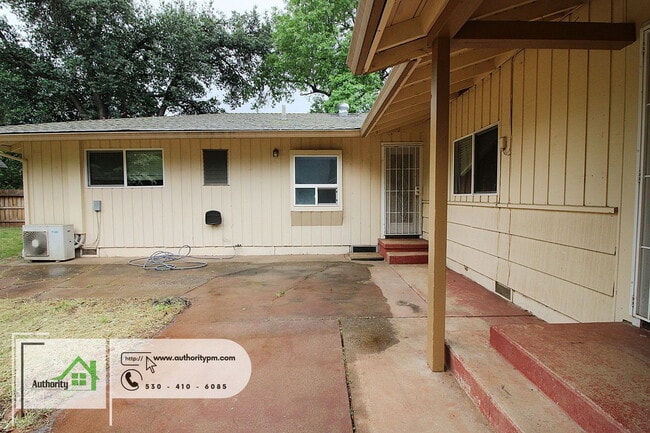 Building Photo - 3773 Ricardo Ave