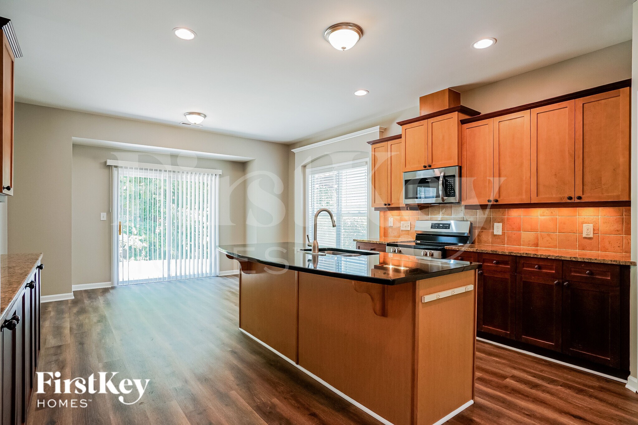 Building Photo - 3253 Groveshire Dr