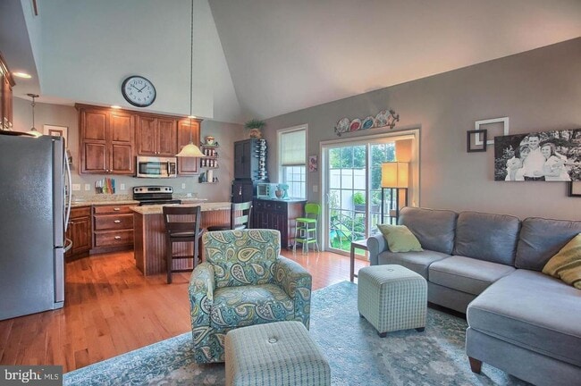 Building Photo - 4755 Laurel Valley Ln