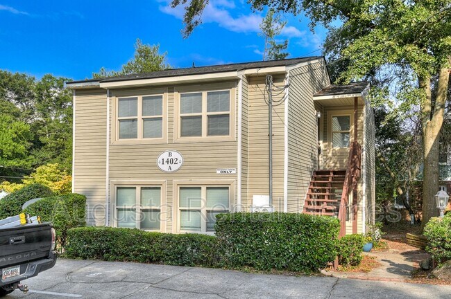 Primary Photo - 1402 Johns Rd