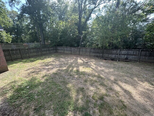 Building Photo - 158 Pennington Pl