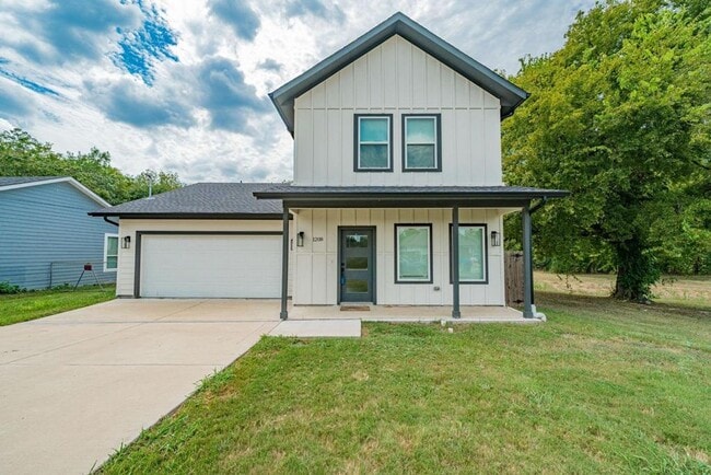 Primary Photo - 1208 Edgar St