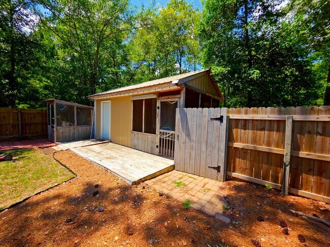Building Photo - 4Br, 2Ba in Ashbury Park!