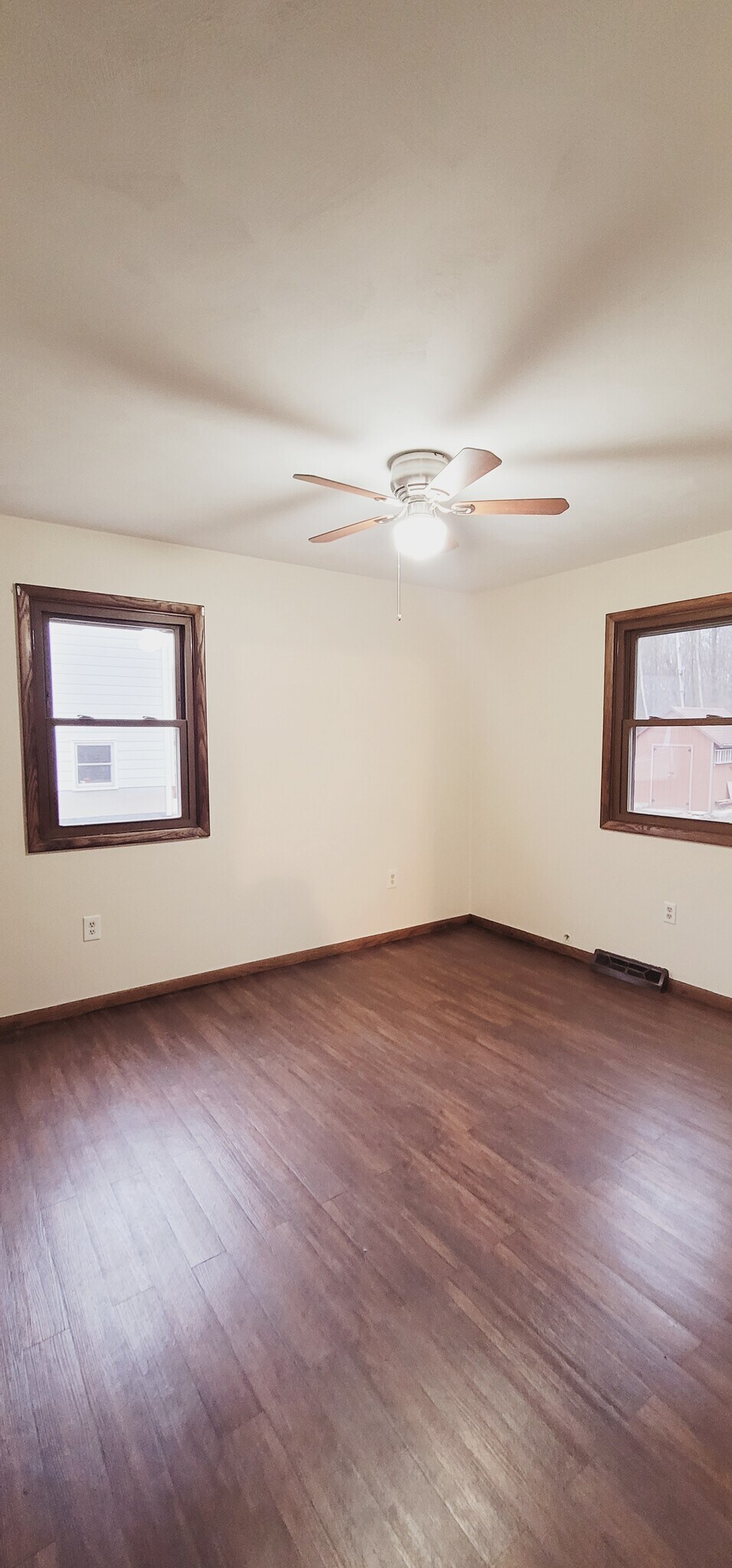 Building Photo - 8578 Kirsch Rd