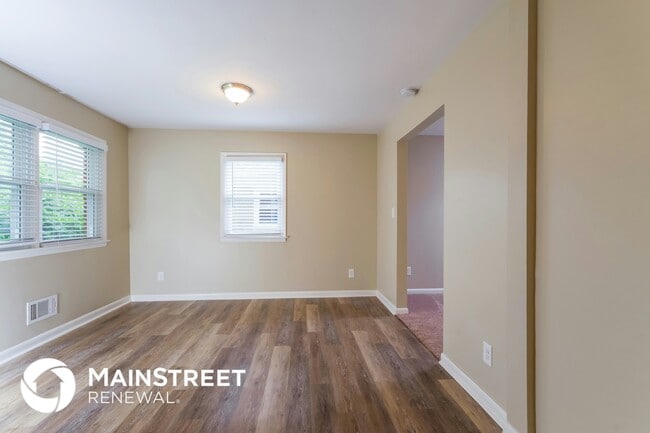 Building Photo - 3422 Peleske Dr