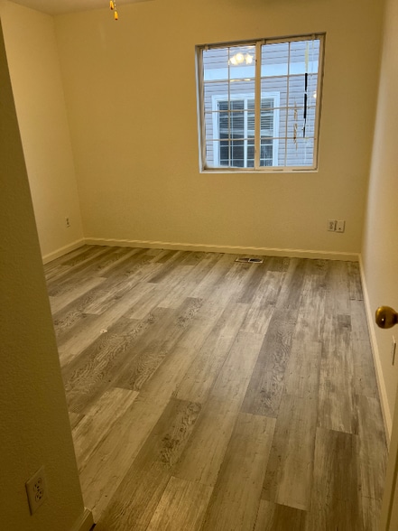 Building Photo - 21580 E Stoll Pl