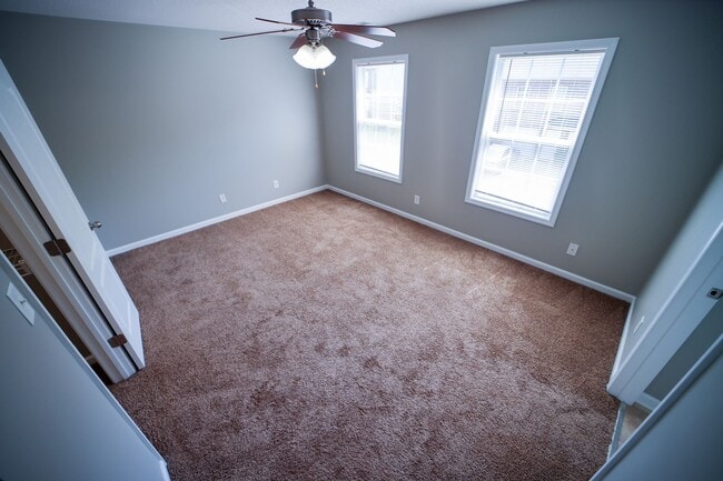 Building Photo - 100 Sango Place Villas Dr