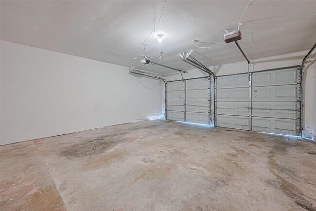 Building Photo - 17114 Quail Glen Dr