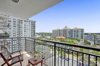 Building Photo - 3031 N Ocean Blvd