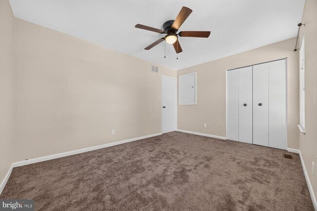 Building Photo - 9109 Bronze Bell Cir