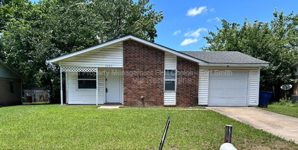Building Photo - 3305 Grinnell Ave
