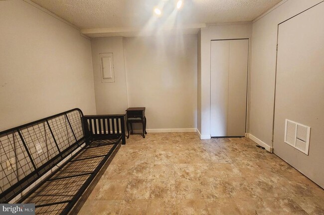 Building Photo - 18830 Purple Martin Ln