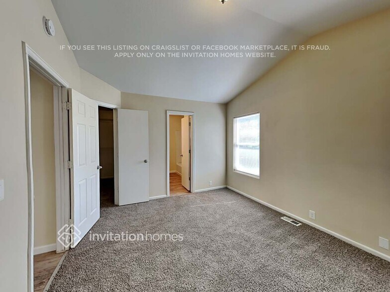 Building Photo - 1245 Lords Hill Dr