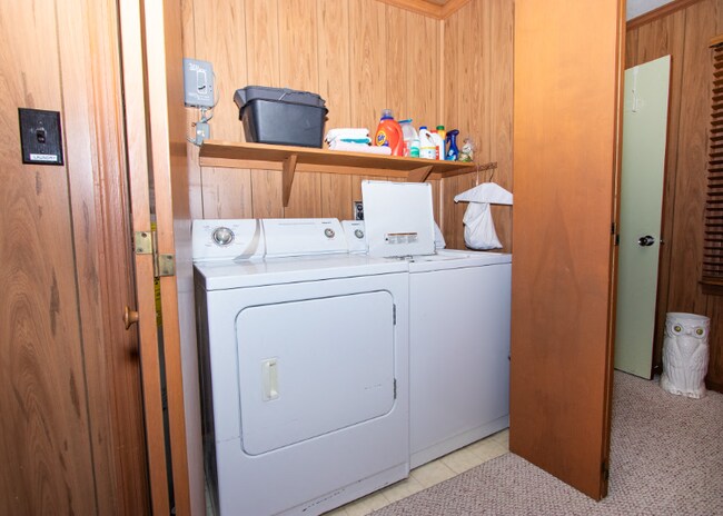 Building Photo - 506 Ocean Dr