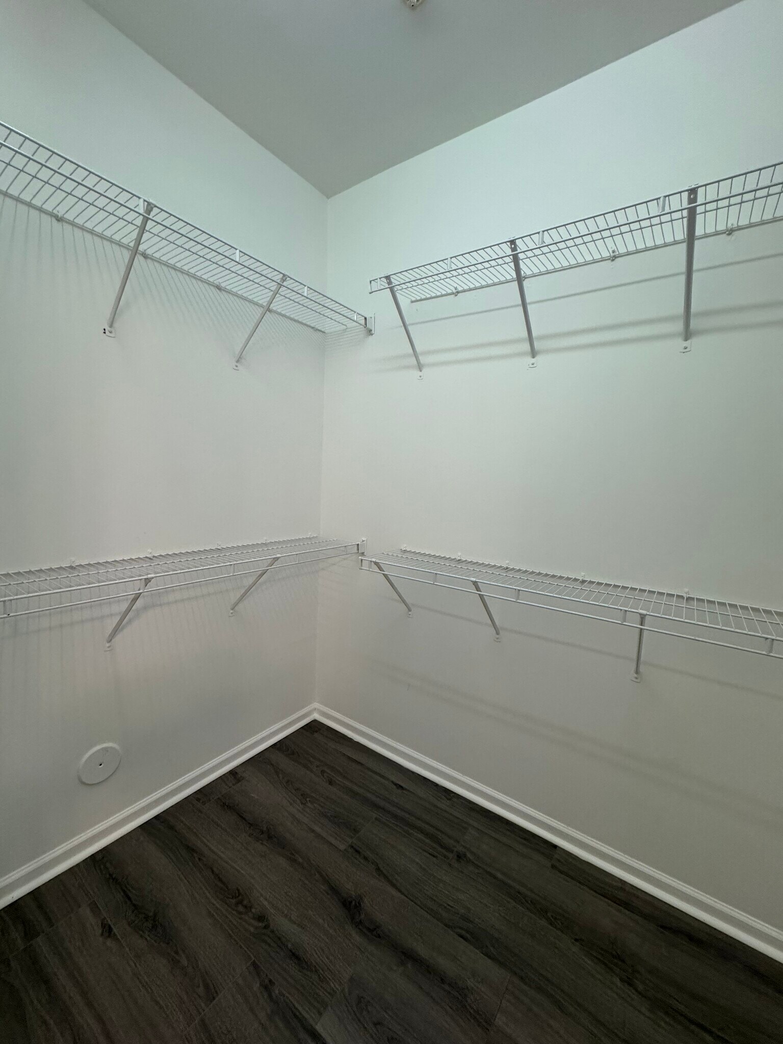 Building Photo - 14907 Santa Lucia Dr