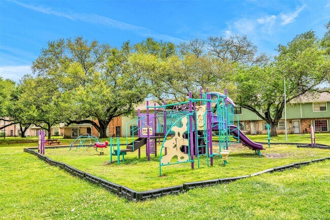 Building Photo - 15396 Chipman Ln.