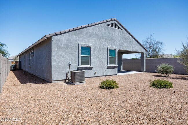 Building Photo - 1075 W Avalon Canyon Dr