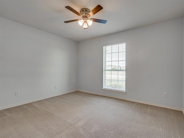 Building Photo - 7721 Willow Ridge Dr