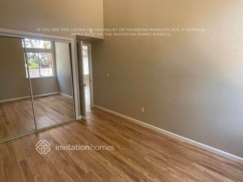 Building Photo - 5085 Wagon Wheel Way