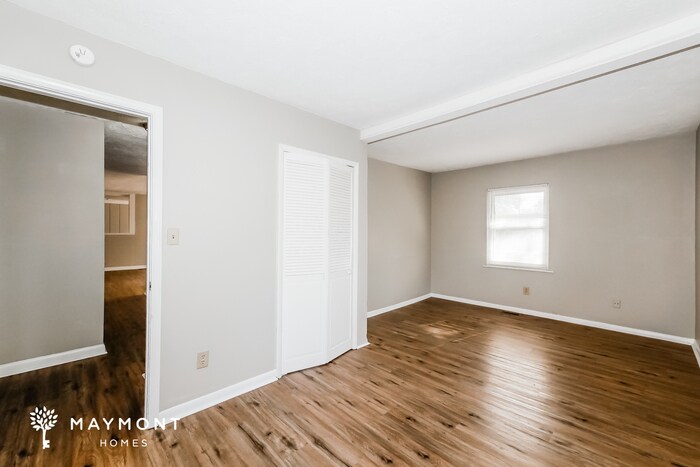 Building Photo - 44 Hyde Park Row