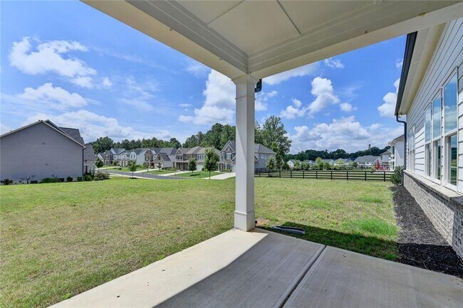 Building Photo - 3695 Andover St