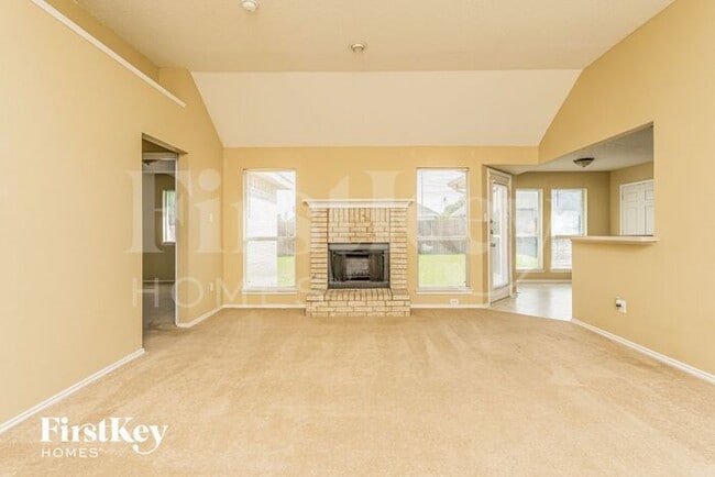 Building Photo - 137 Sequoia Rd