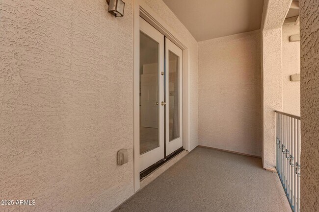 Building Photo - 11849 N 147th Dr