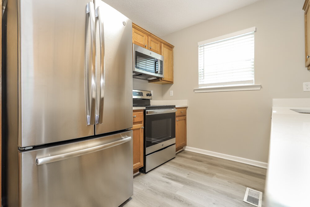 Building Photo - 69 Middlebrook Dr