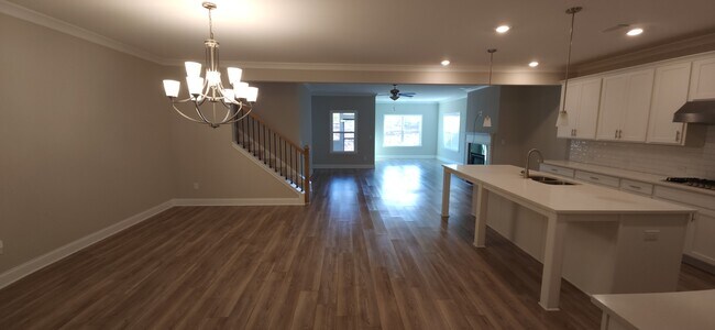 Building Photo - 2606 Dorset Ln