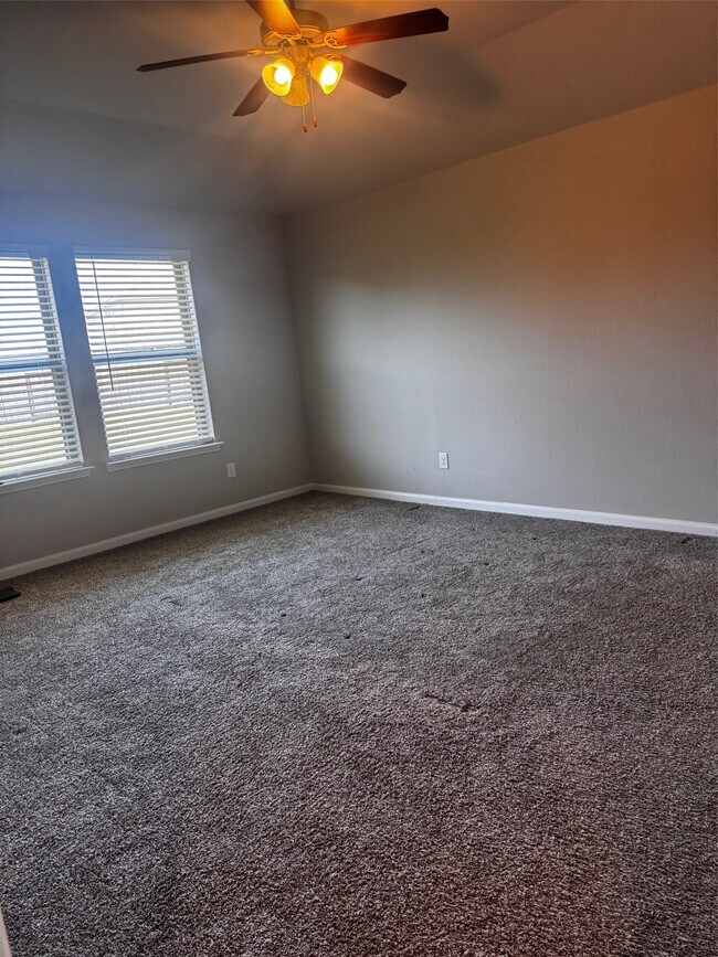 Building Photo - 5515 Russett Bay Ct