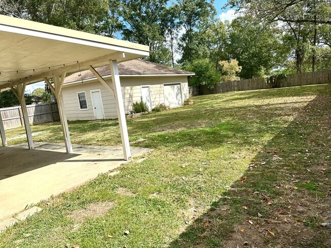 Building Photo - Charming 3 Bedroom 2 Bath home for Rent in Zachary