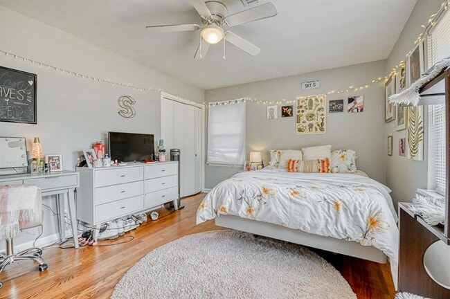 Building Photo - 1205 Westlawn Dr